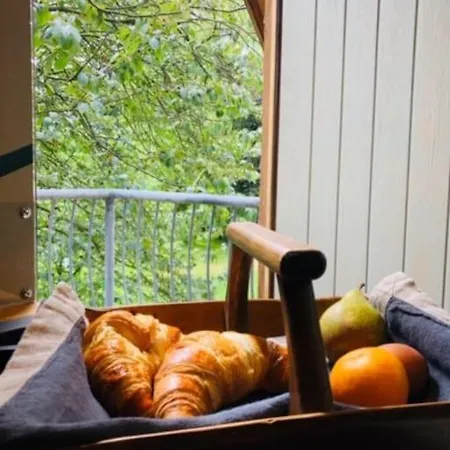 The Old Maple Lodge-luxury Private Annex With A View In Rural Setting *