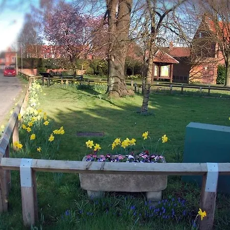 The Old Maple Lodge-luxury Private Annex With A View In Rural Setting Appartement Riccall