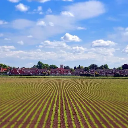 The Old Maple Lodge-luxury Private Annex With A View In Rural Setting *