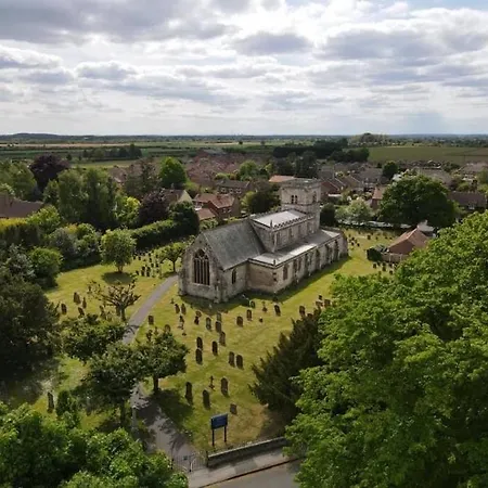 Apartament The Old Maple Lodge-luxury Private Annex With A View In Rural Setting